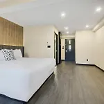 Hudson Yards 3*