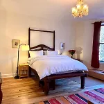 Luxurious Bedroom *