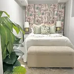 Dream Close To The Center Of Nyc Holiday home *