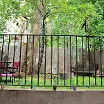 2 Room Open Loft With Private Backyard