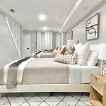 Holiday home Dream Close To The Center Of Nyc *