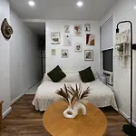 Apartment Next To Manhattan 2 Bedrooms - Subway 20 Steps, Manhattan 1 Stop