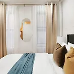 1290-7 New Renovated 2 Bedrooms In Ues