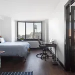 Doorman! High Floor! Views! Elevator! Free Gym!