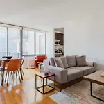 1Br Gem! Close To Central Park!