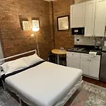 Nest Aparthotel Broadway