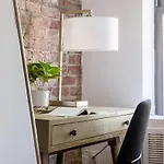 24-16 Studio Gramercy W D Gramercy