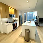 5 Mins To Midtown Central New Luxury Corner 2B2B Apt With Amazing City View