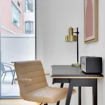 Chelsea 2Br W Doorman Gym Nr High Line Nyc-678