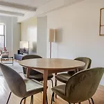 Blueground Sutton Place View Nr Central Park Nyc-1881