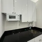 31 Street Broadway Apartment *