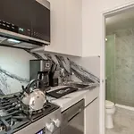 Studio For 2! Heart Of Midtown!