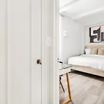 Upper West Side Furnished 1 Bedroom Apartment