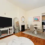 Prime Murray Hill 1br - Near Grand * New York