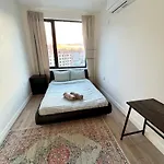 Peaceful Quiet Spacious New Modern Penthouse 3-Bedroom Apartment With A Balcony