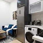 78-4d Quality 1br W&d Skylight By Park
