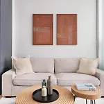 Apartment 78-4b New Quality 1br W&d In Unit Skylights *