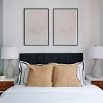Apartment 78-4b New Quality 1br W&d In Unit Skylights