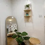 Next To Manhattan 2 Bedrooms - Subway 20 Steps, Manhattan 1 Stop *