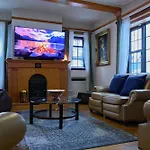 Sweet Home - Zoller Stays