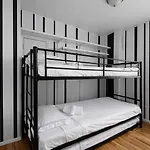 Apartment Next To Manhattan 2 Bedrooms - Subway 20 Steps, Manhattan 1 Stop *