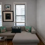 Next To Manhattan 2 Bedrooms - Subway 20 Steps, Manhattan 1 Stop Apartment *