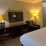 Days Inn By Wyndham Brooklyn Marine Park