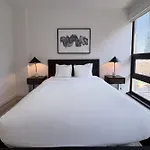 Court Square Long Island , Belvilla District 6 Formerly Sonder 4*