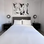 Court Square Long Island , Belvilla District 6 Formerly Sonder Hotel 4*