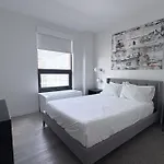 Hotel Court Square Long Island , Belvilla District 6 Formerly Sonder 4*