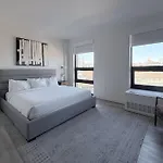 Hotel Court Square Long Island , Belvilla District 6 Formerly Sonder