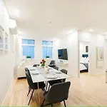 Luxury 2Br Duplex 5Min To Central Park