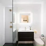 Luxury 2br Duplex 5min To Park *