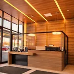 Hotel Mirage Brooklyn New York