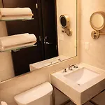 Hotel Mirage Brooklyn