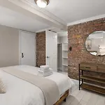 Sophisticated In Vibrant Manhattan * New York
