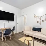 The Ultimate Nyc Base 1Br Near Times Sq & Columbus Circle
