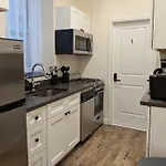 The Midtown Sanctuary - Private Silent Suite At Times Square