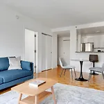 Blueground Hells Kitchen Washer Nr Times Square Nyc-2074