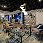 Modern Loft Apartments, Stylish Design Near Midtown
