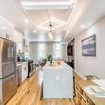 Pent House On Bruckner New Luxe 2br 2ba King Bed Fast Wi-fi 15 Mins To Times Square