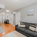 Spacious 3Br Apt With Quick Manhattan Access And Free Parking
