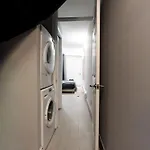 Elegant Central Park Suite - 4 Bedroom Self Check-In