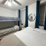 Park Apartment *