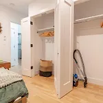 Brooklyn Penthouse Oasis With Terrace Views