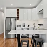 Carroll Place II - Bright 3Br Carroll Gardens Apt