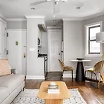 West Village 1Br W Wd Balcony Prime Location Nyc-1073