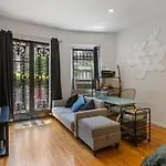 Stylish Studio In Central Park In Best Location Ever