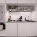 Chic Nyc Retreat Beside Broadway