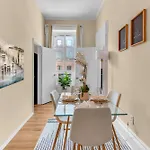 Brooklyn Heights 2Br Secret Retreat